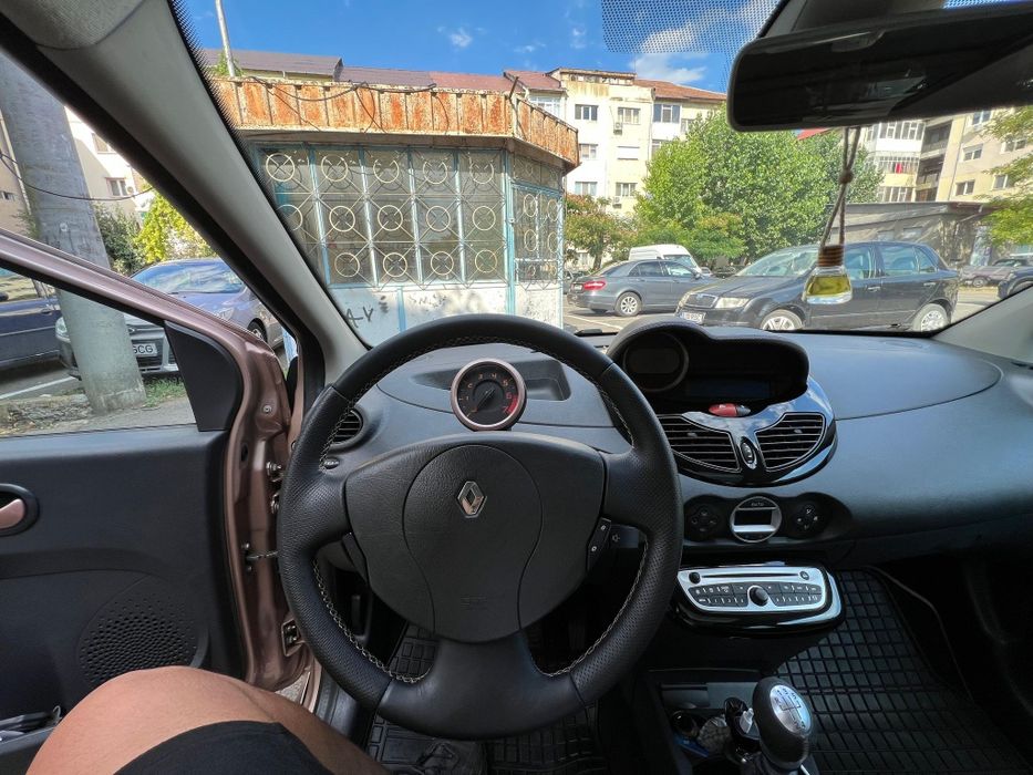 Renault Twingo Mis  Sixti