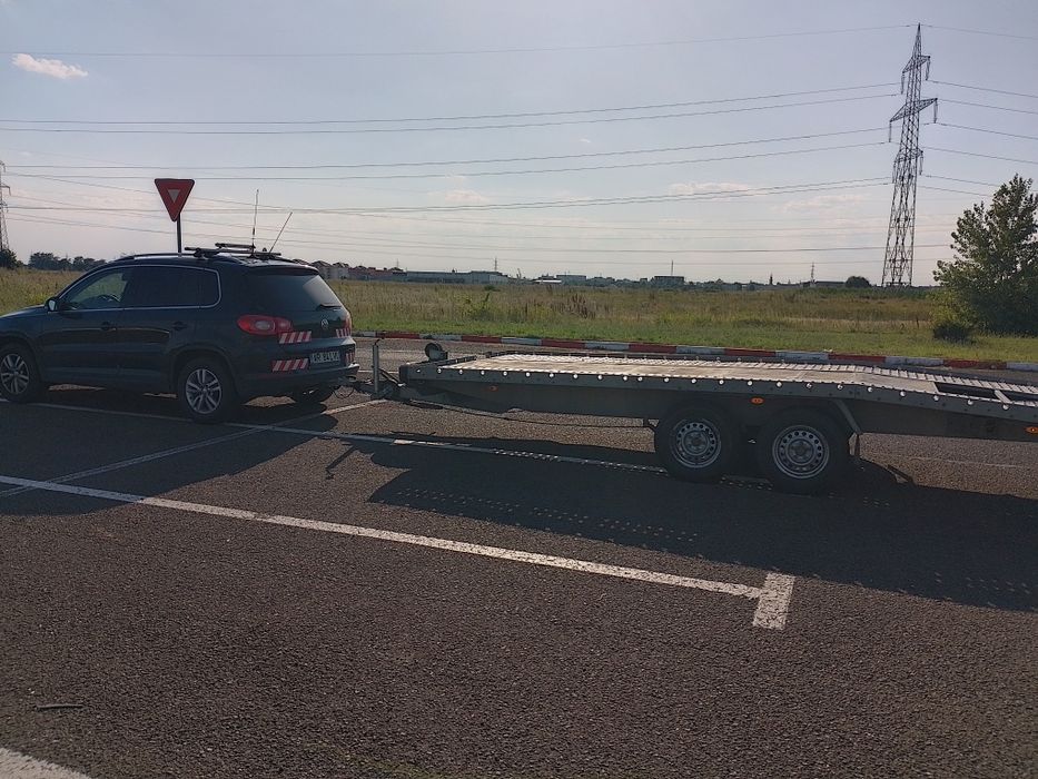 Transport persoane, marfă și auto