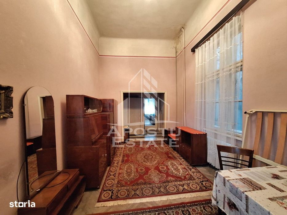 Apartament cu 6 camere, 230 mp, Ultracentral