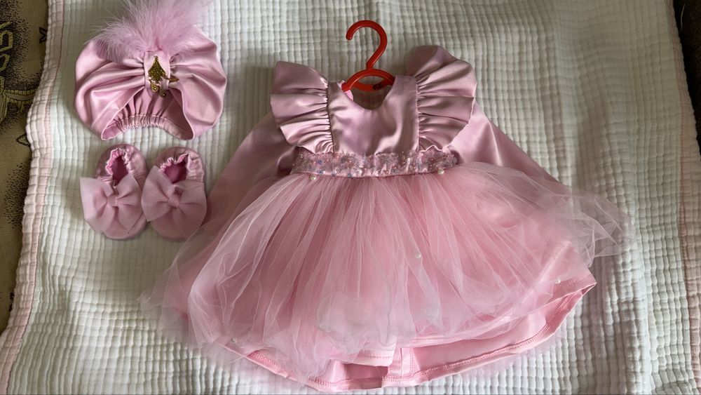 Продам плвтье ……….