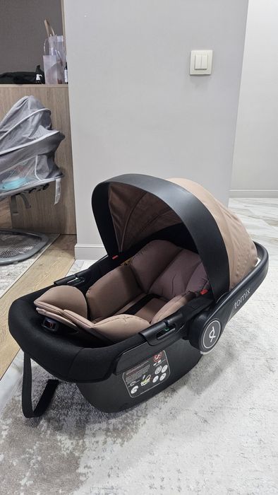 Детское автокресло люлька