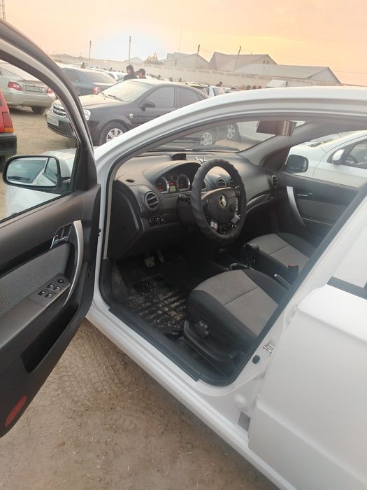 Nexia 3 aftomat. Yili 2020.