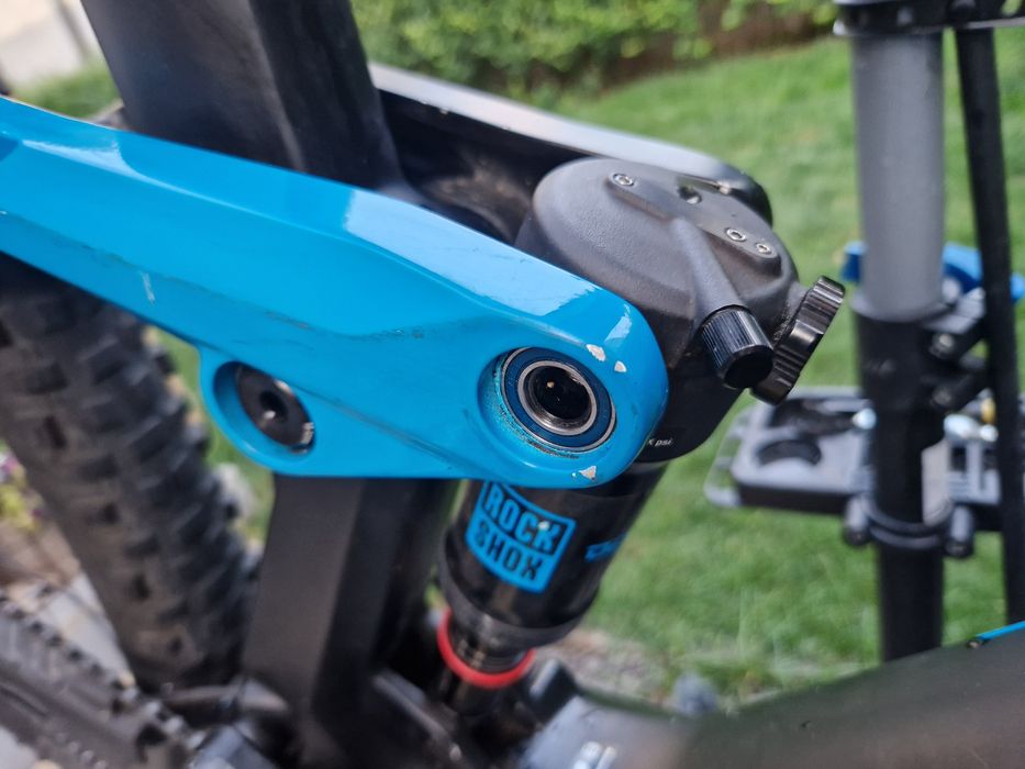 CUBE stereo hibrid 29 цола , карбон