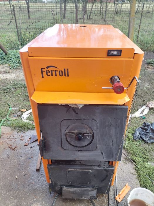 Centrala pe lemn Ferroli de 35 kw