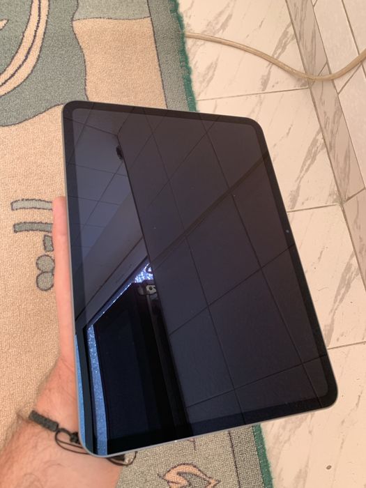 iPad Pro 11 inch 256GB Заключен