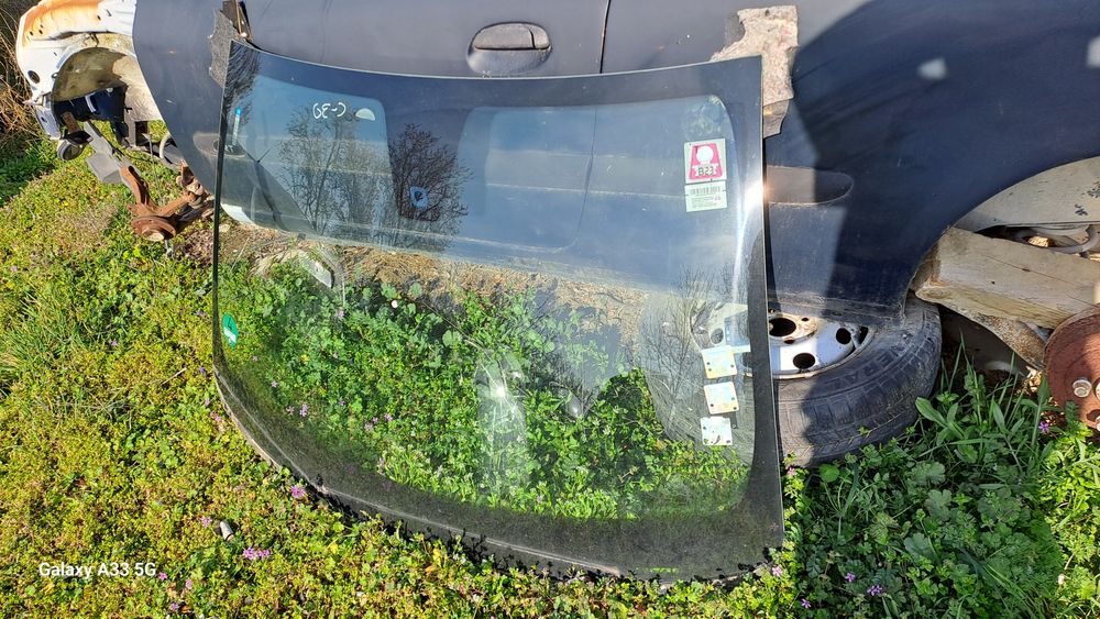 Предно (челно) стъкло за Volvo C30 /Волво ц30