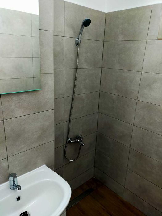 Vand sau schimb apartament 2 camere  etaj 3 , str. constructorilor  Turda