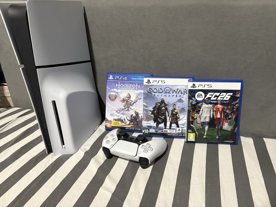 Продам PlayStation 5 slim 1 TB