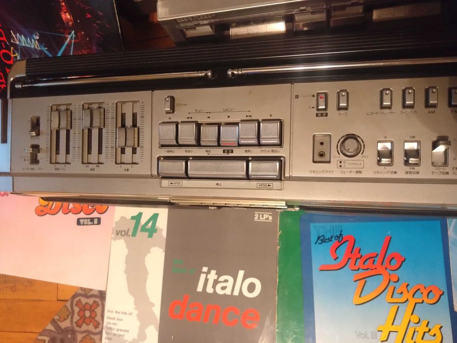 Sharp GF-505ST /la 230V/Woofers 18cm/Stereo Cass Recorder