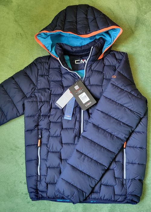 ДАМСКО спортно яке СМР