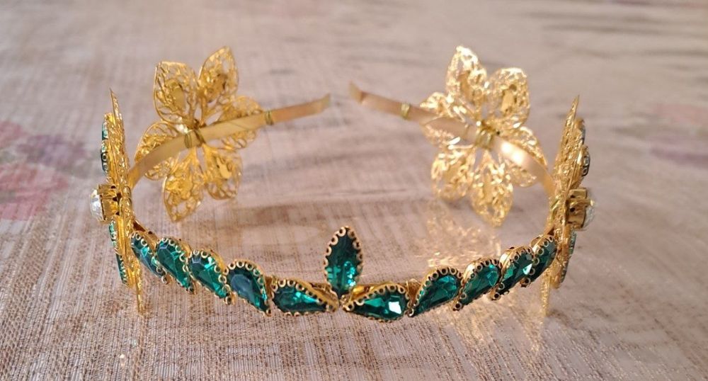 Diadema/ karona tillarang