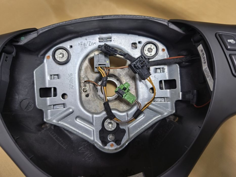 М Волан за BMW e90