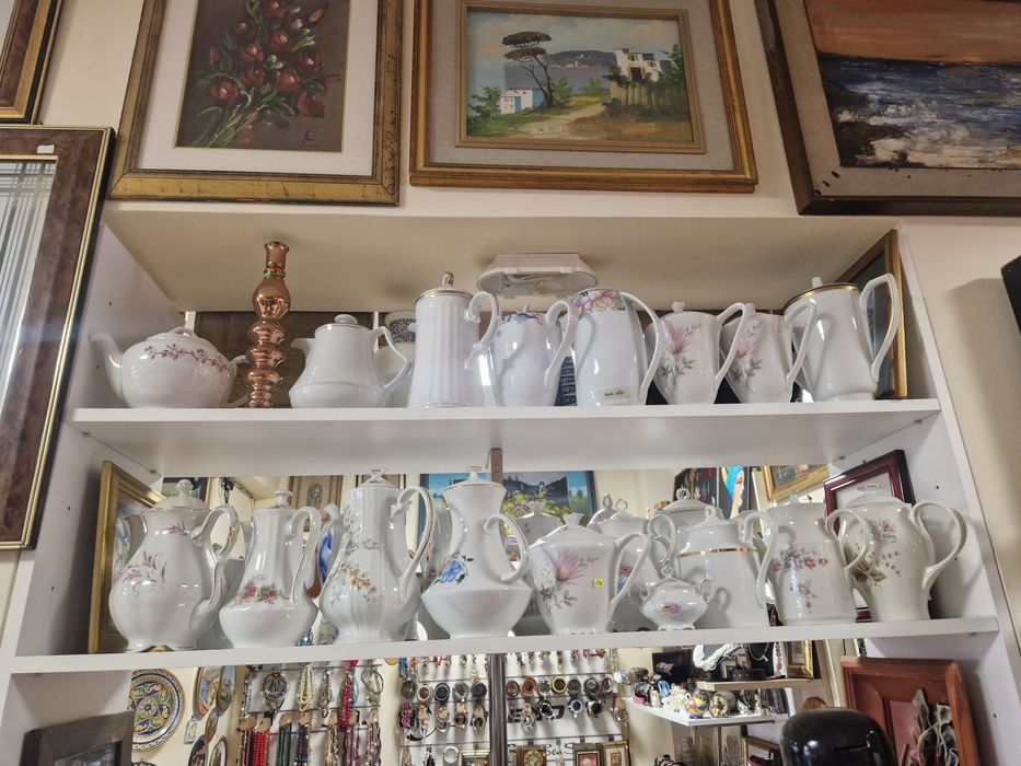 Супници и чайник порцелан