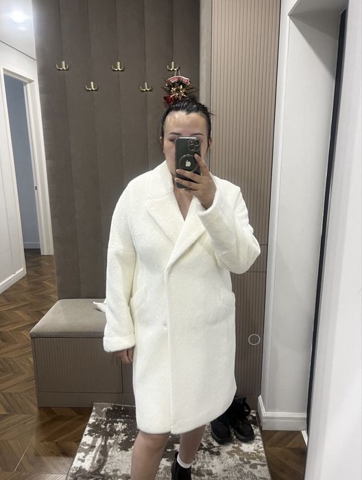 Верхняя одежда Пальто