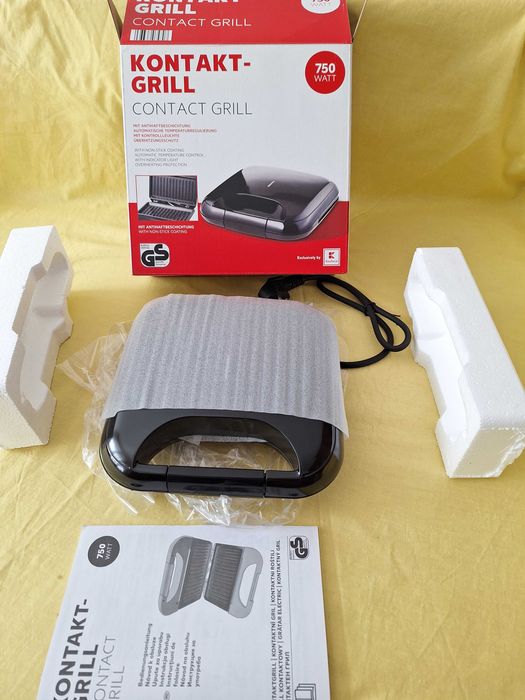 Gratar GRILL electric, putere 750 W, strat anti aderent