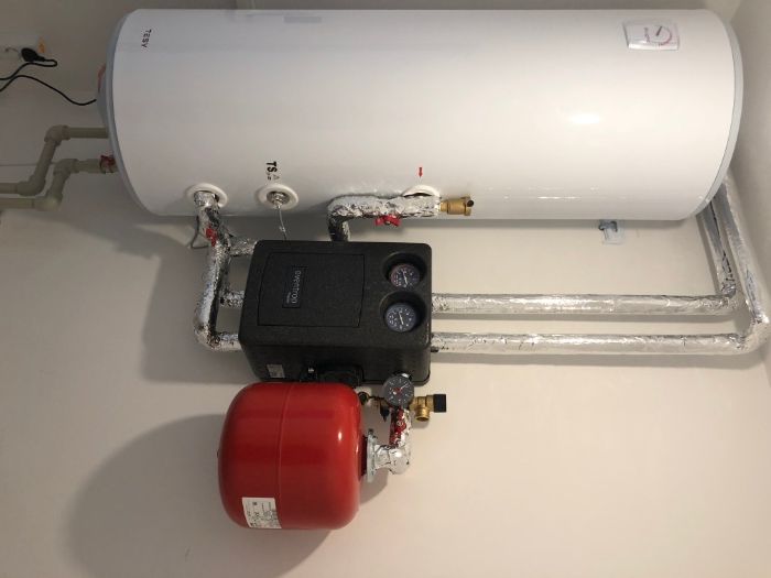 Продава вакумно тръбни колектори за топла вода