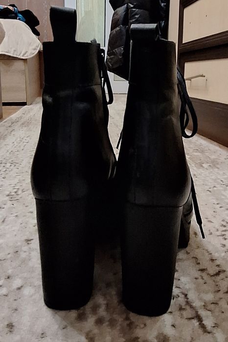 Дамски боти,актуални за сезона