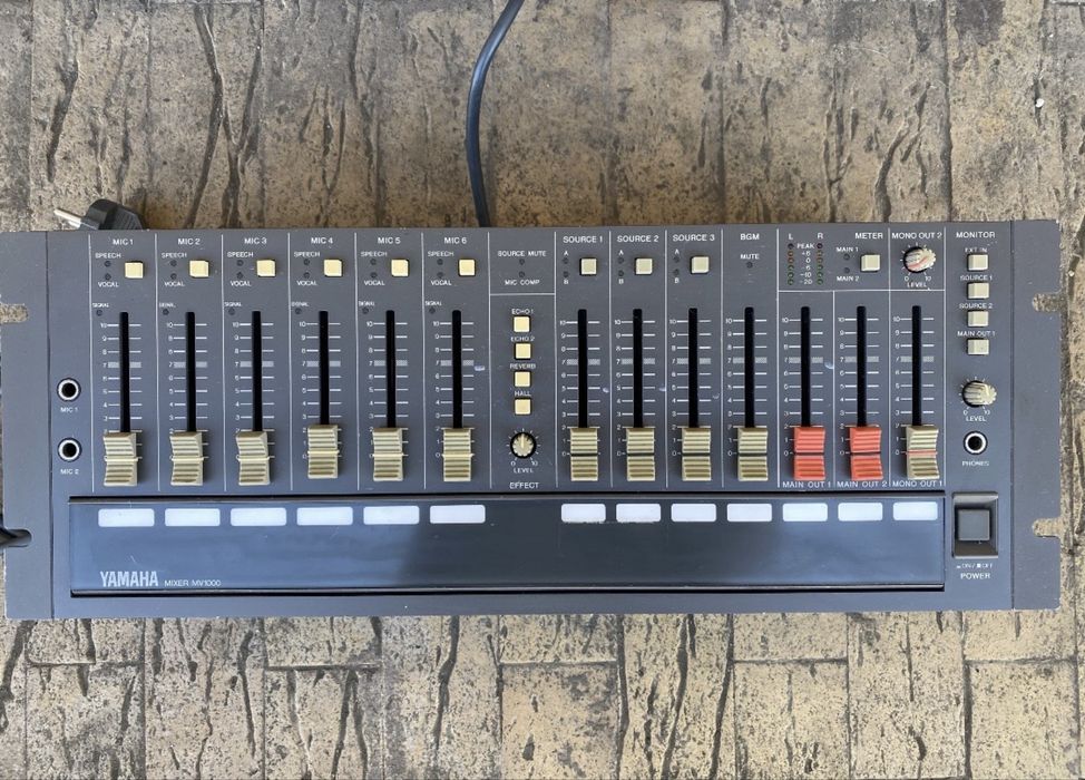 Yamaha MV1000 Yamaha