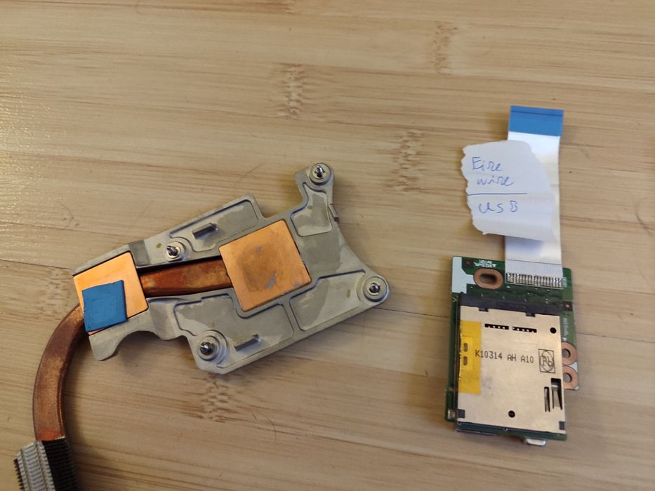 Различни части за лаптоп