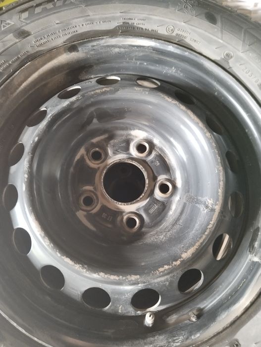 Шины зимние нешипованные