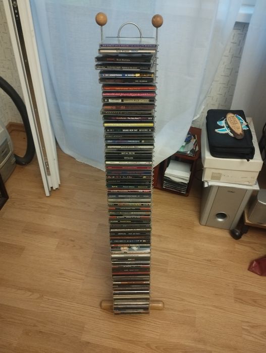 Колекция от 60 СД оригинални диска с музика