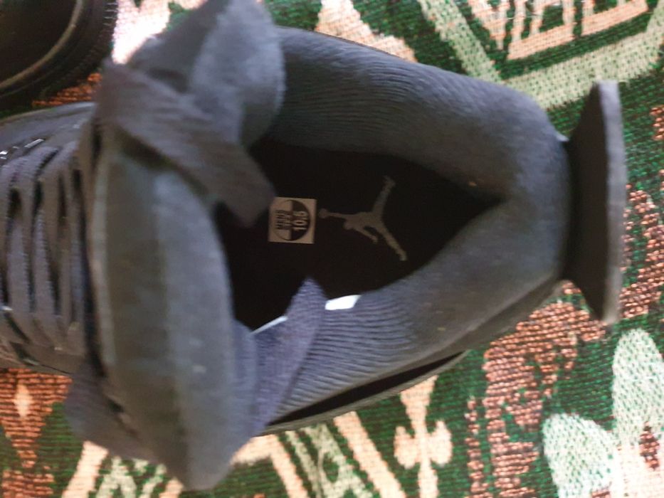 Jordan 4 black cat 44,5