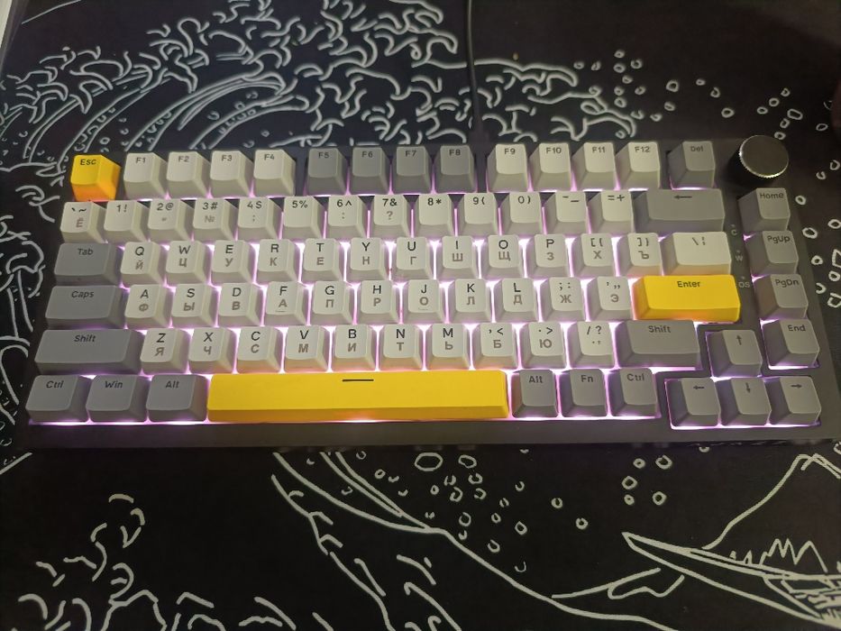 Продам клавиатуру Ajazz AK820 серый