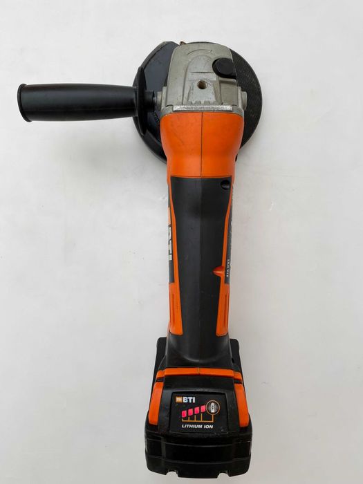 BTi A18BS и BTi A18WKS - Акумулаторен винтоверт и ъглошлайф 2x18V 4.0A