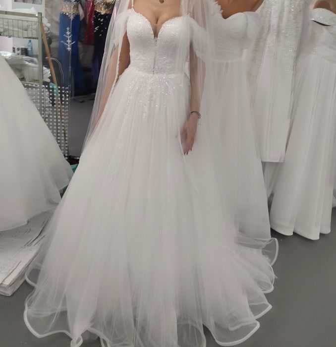 Vând rochie de mireasa deosebita! Model unic!