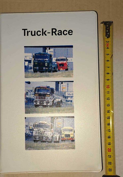 Vand un set de 3 camioane pt competie/raliu , scara Ho, made Wiking