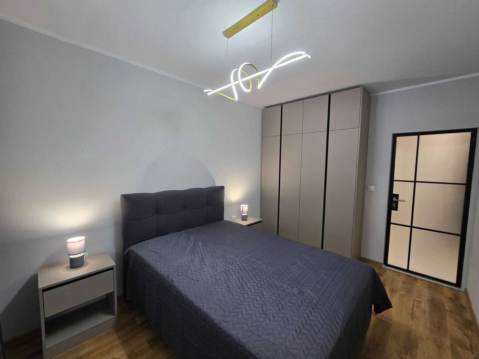 Двустаен апартамент,кв.Дружба 2