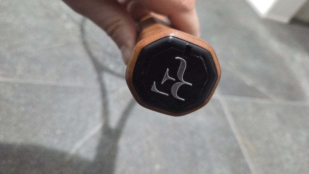 Wilson RF 01 Pro 320g, maner 2