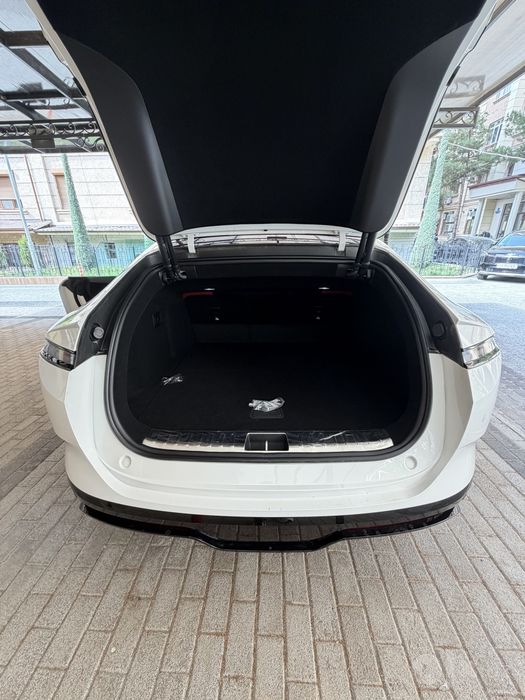 Срочно Avatr 12 ultra