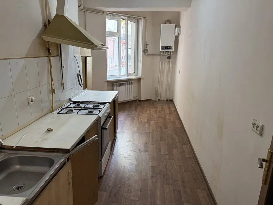 Сергели 6А. 2/2/7. 68 м². 2-станция Метро продаётся квартира