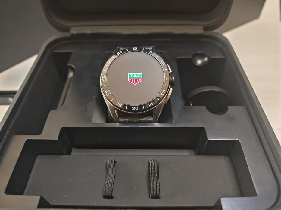 Като нов Tag Heuer E4 Connected