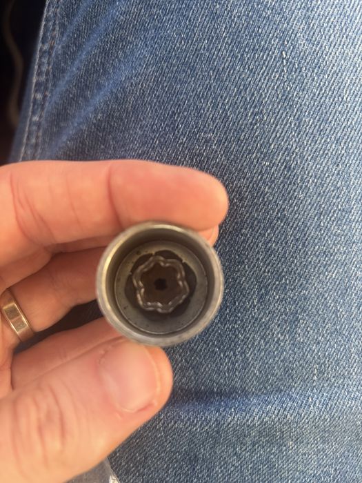 Vand prezoane antifurt