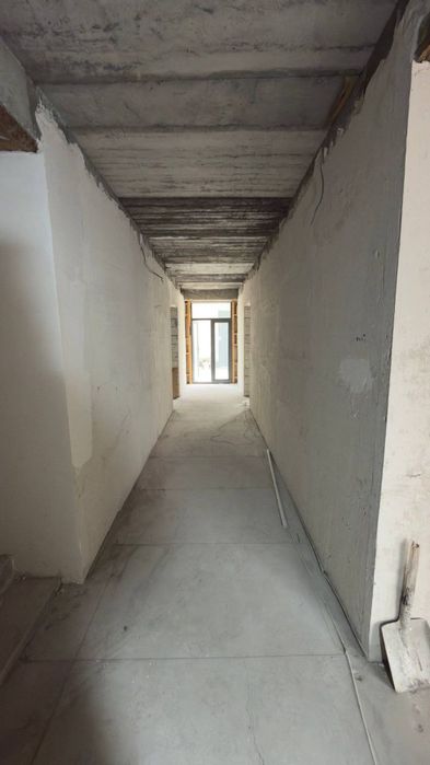 Ховли уй сотилади