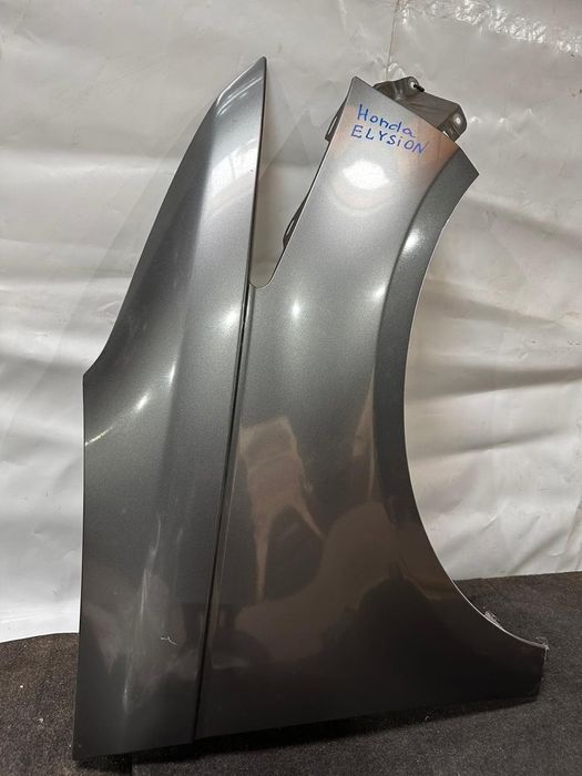 Крыло переднее правое Honda Ilysion