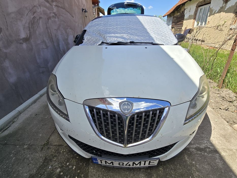 De vanzare Lancia Delta 3,an fabricatie 2011