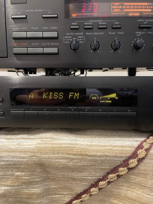 Vând deck +tuner YAMAHA