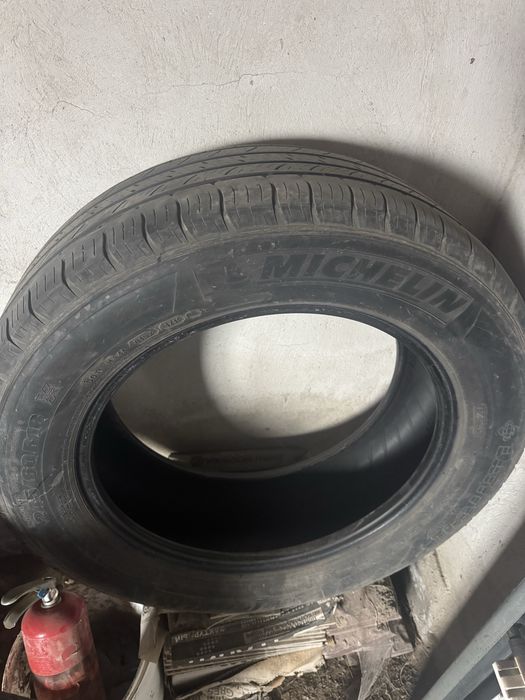 Резина б/у мишлен 245 60r18