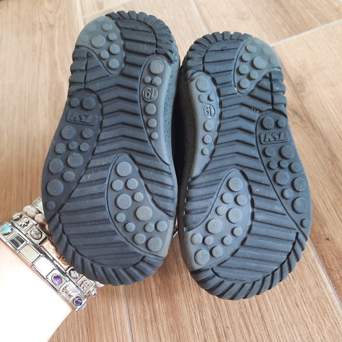 Бебешки боти и апрески 18/19 номер