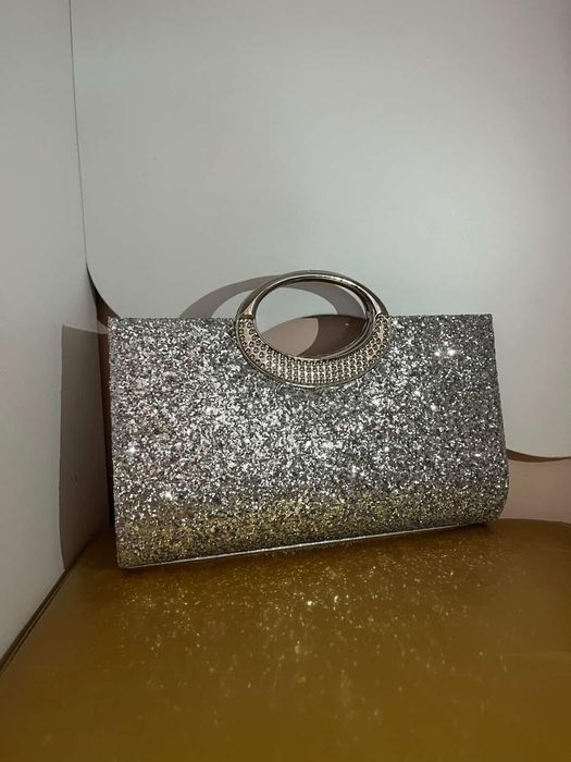 Сребърна дамска чанта