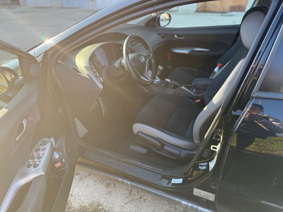 HONDA Civic-8 генерация