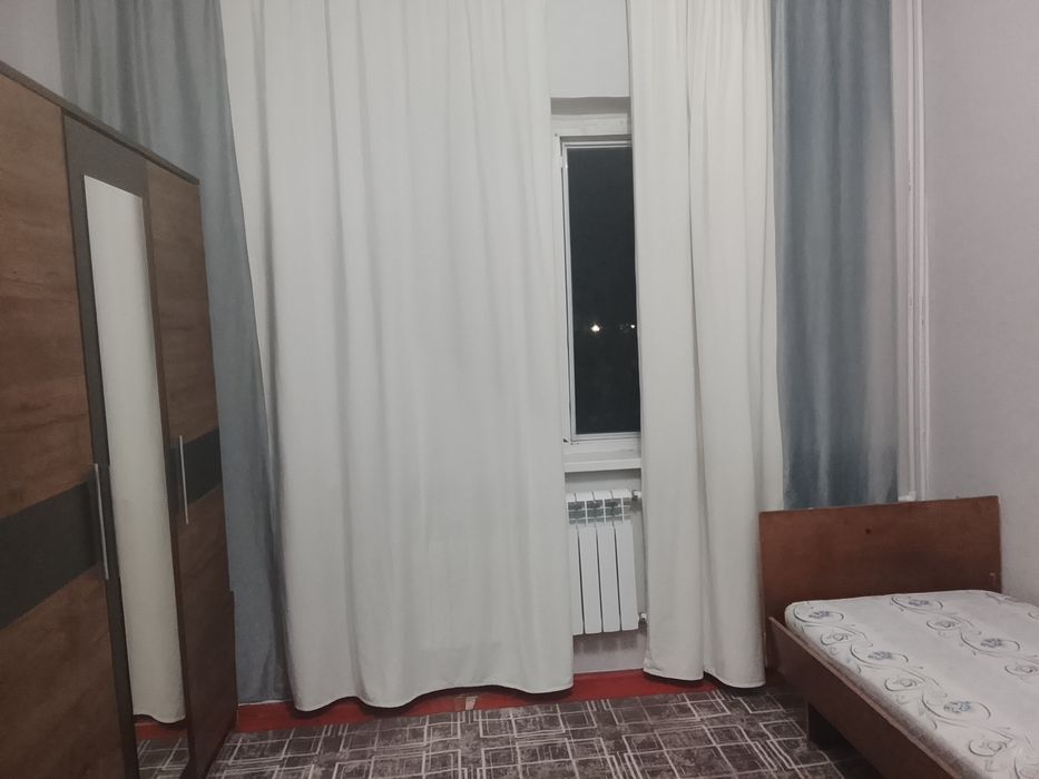 Үш бөлмели пәтер жалға бериледи