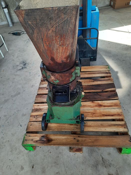 Машина за пелети Пелет преса