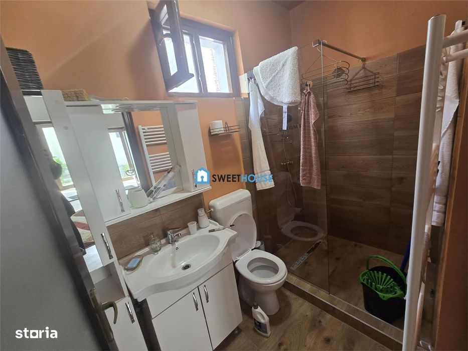 Apartament in casa 3 camere, Zona Ultracentrala