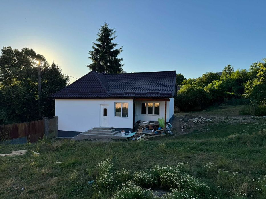 Vand casa comuna TEACA jud Bistrita renovata integral 2025 nou