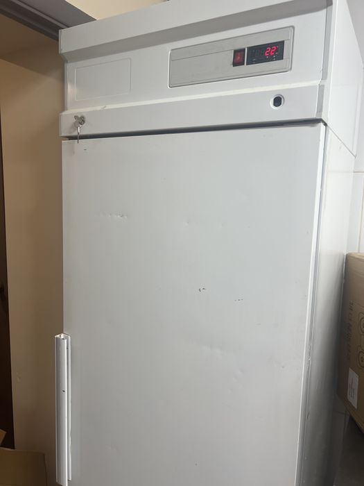 Продам холодильник 50000