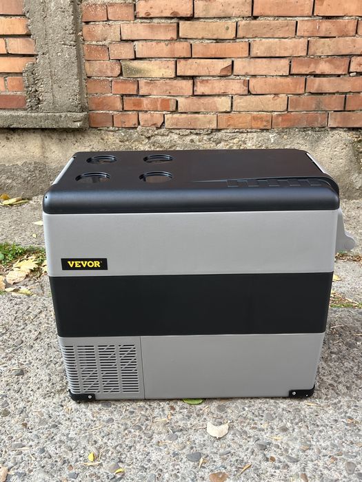 Нов 55L Компресорен фризер и хладилник за кола, охлажда до -20°C, 12/24V + 220V, Bluetooth, за каравана бус къмпинг и риболов, нов